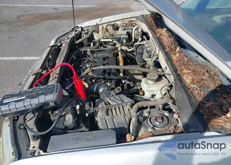 2005 Mercury Mariner Convenience from USA, damaged, VIN 4M2YU56Z05DJ32339